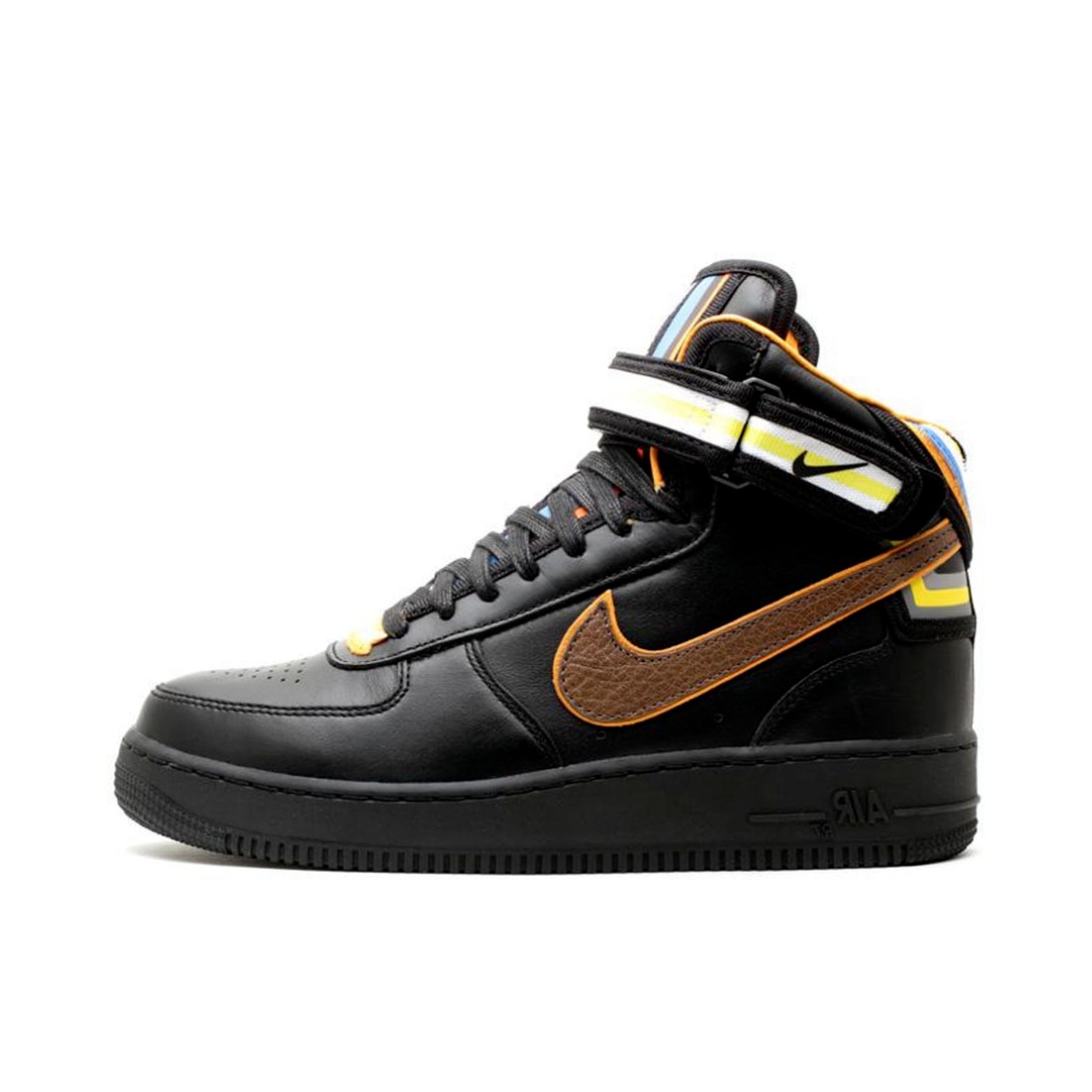 推荐商品：Nike Air Force 1 空军一号 板鞋 轻便舒适百搭耐磨防滑复古 Mid Tisci Black 中帮/纪梵希联名/黑色/巴洛克棕