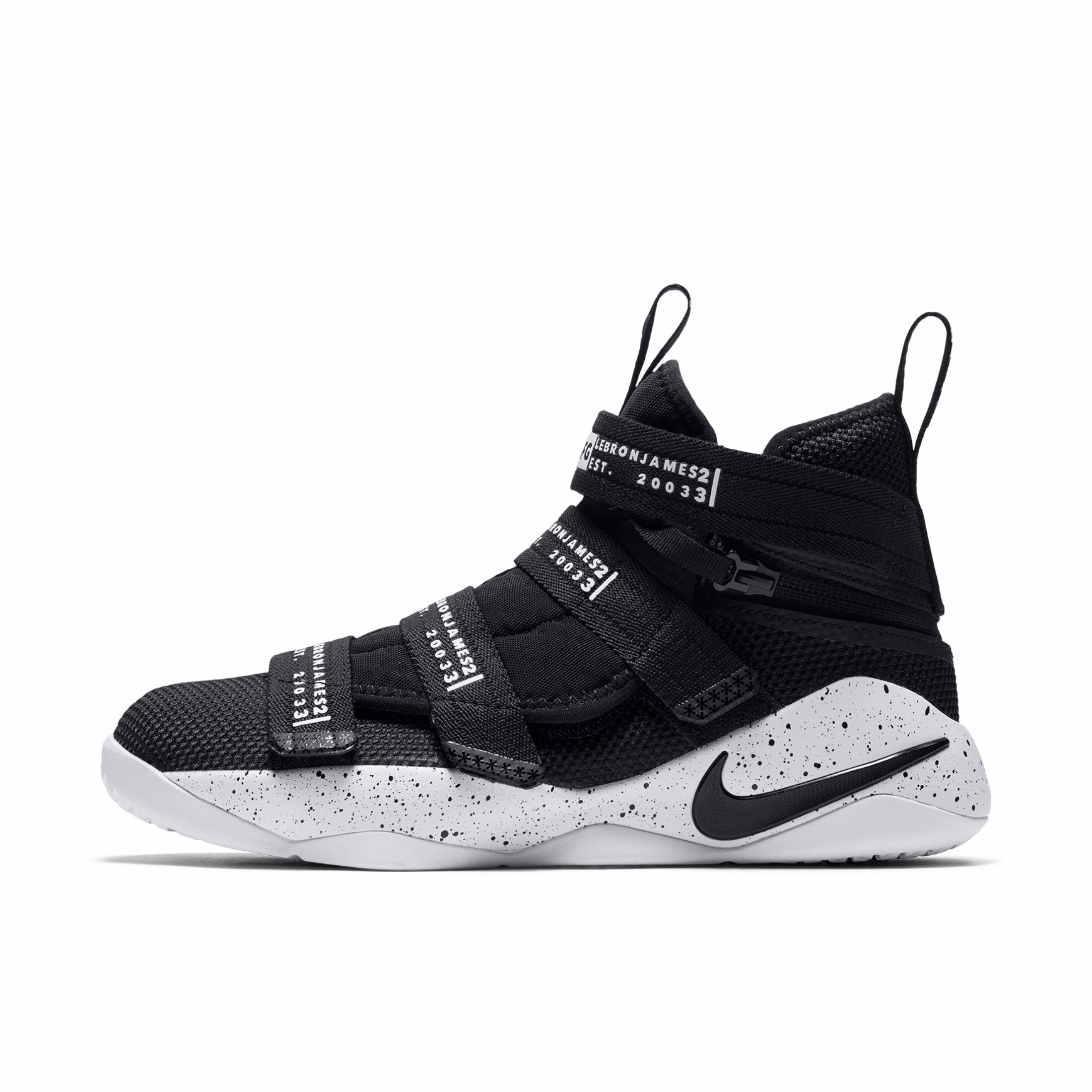 推荐商品：Nike LeBron Soldier 11 士兵11 减震回弹 防滑耐磨 透气支撑 舒适圆头 实战运动 织物 篮球鞋 Black White GS/黑白泼墨