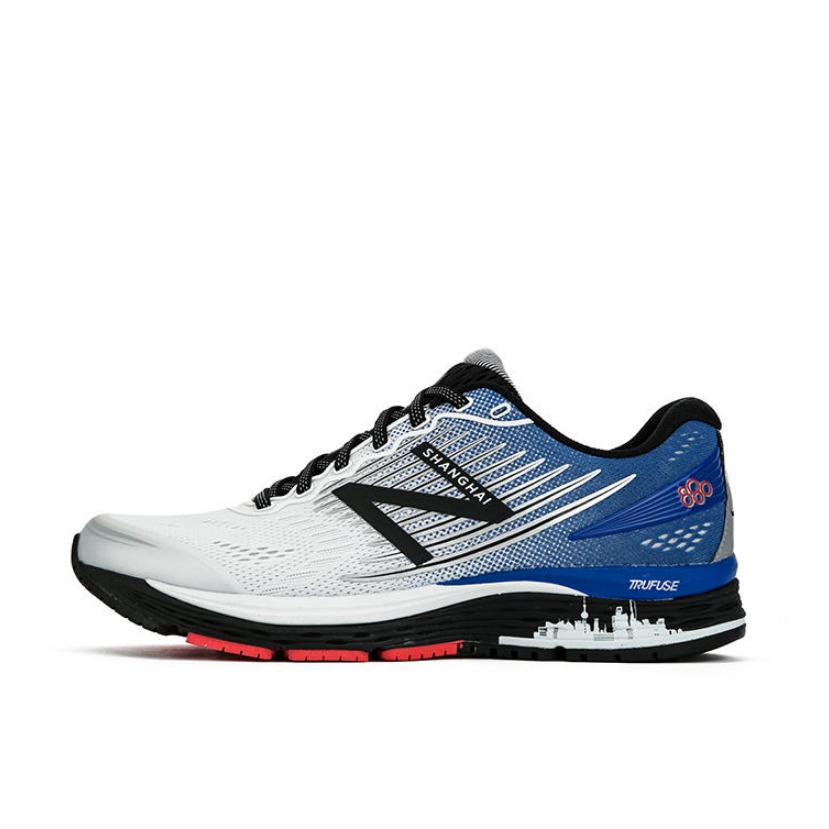 推荐商品：New Balance 880 跑鞋 经典复古缓震舒适透气减震防滑耐磨简约低帮长跑 V8/白色/蓝色