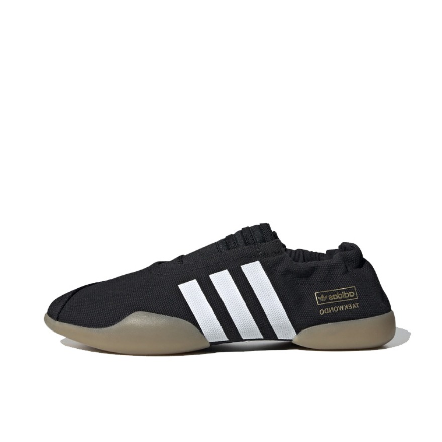 推荐商品：adidas Taekwondo 运动休闲鞋 舒适透气轻便耐磨减震包裹性综合训练 Black/White/Gum 黑白生胶