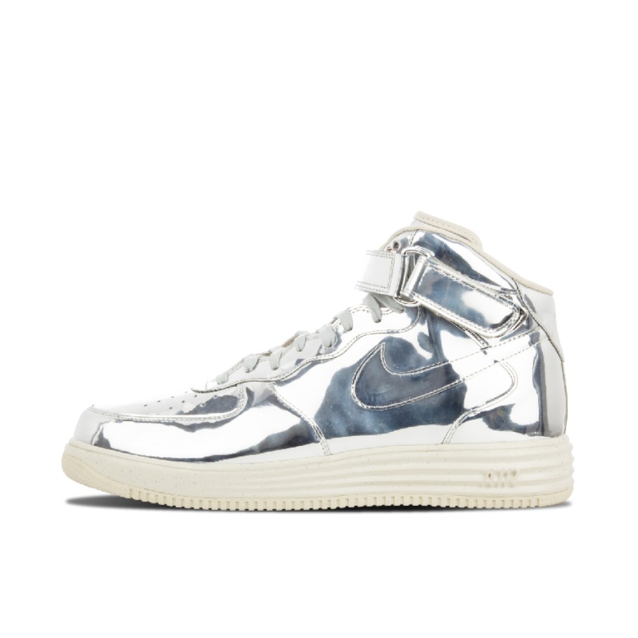 推荐商品：Nike Lunar Force 1 运动休闲鞋 耐磨防滑减震回弹轻便透气 Liquid Silver 液态银Mid