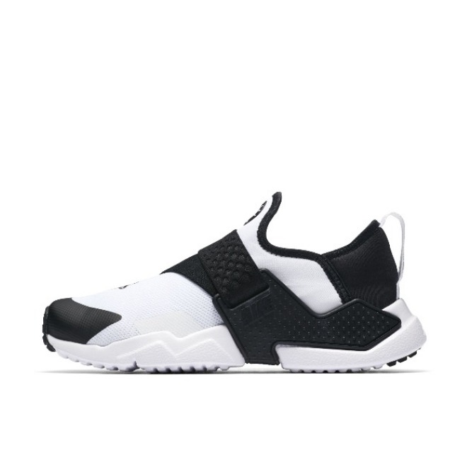 推荐商品：Nike Huarache Extreme 防滑耐磨 舒适轻便 网布透气 运动休闲鞋 White Black 黑白
