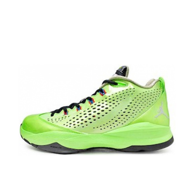 推荐商品：Air Jordan CP3.VII 保罗7 篮球鞋 防滑耐磨减震支撑轻便圆头合成革 Atomic Green 翠绿色