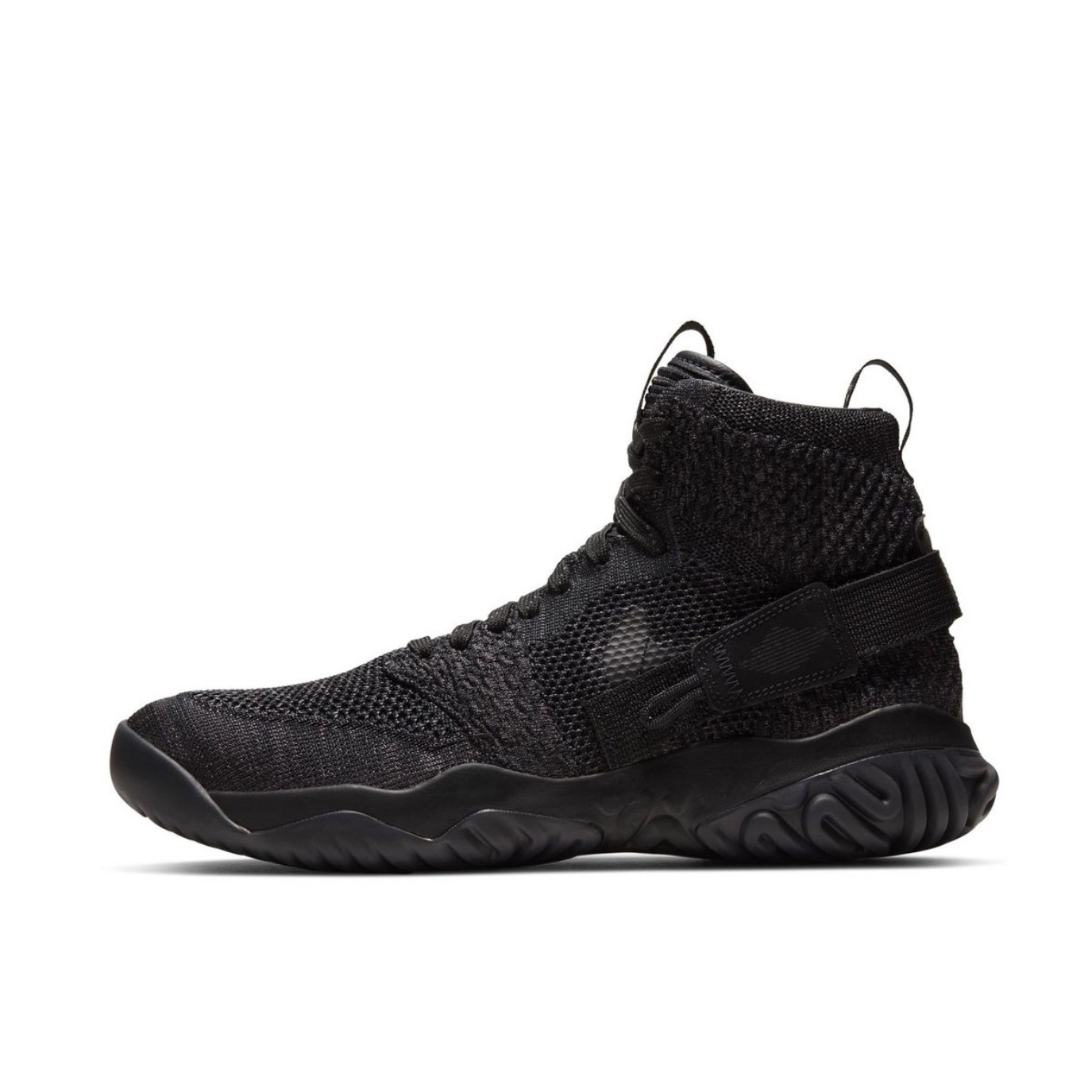 推荐商品：Air Jordan Apex React 舒适支撑 减震透气 耐磨 实战 编织 运动休闲鞋 Triple Black 全黑色