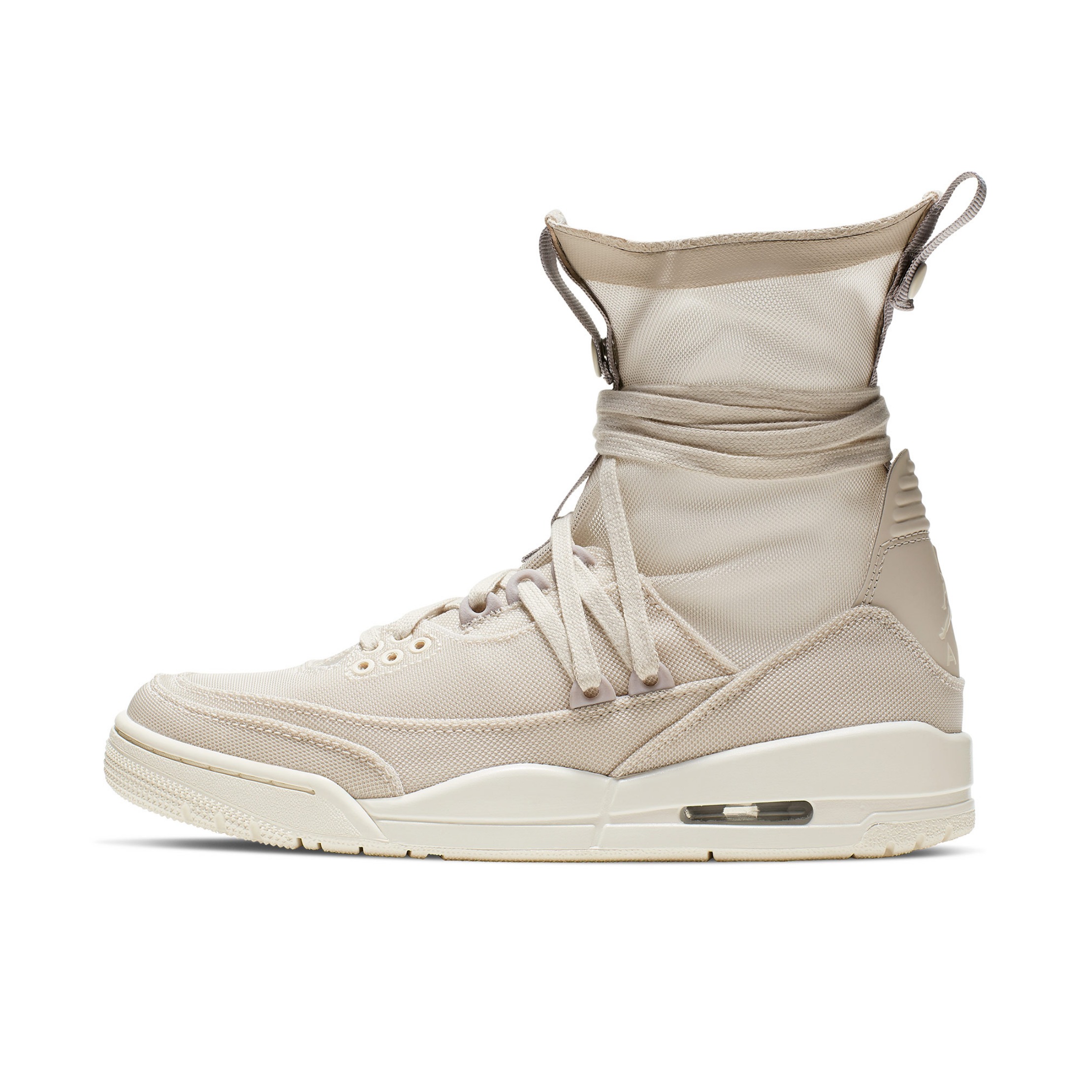 推荐商品：Air Jordan 3 运动休闲鞋 潮流复古抓地支撑缓震合成革圆头 Desert Sand 象牙白
