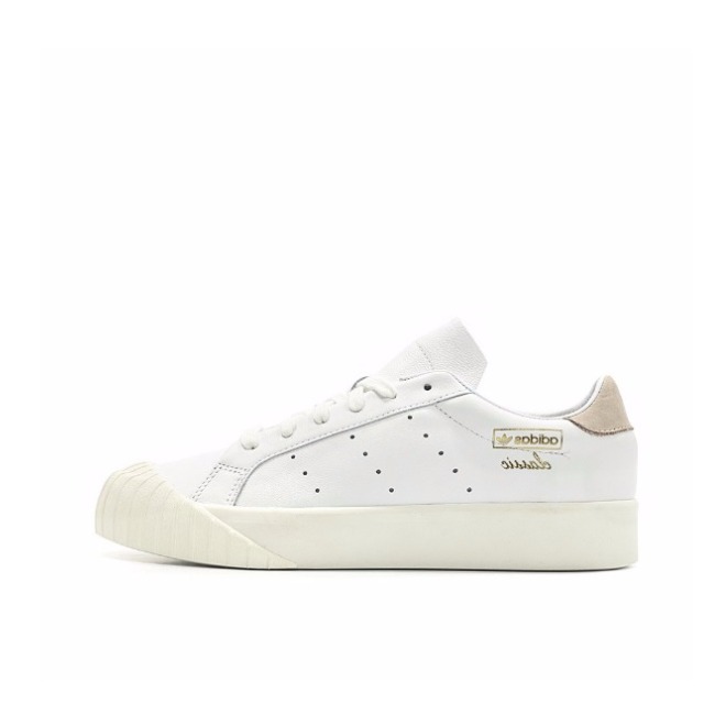 推荐商品：adidas Originals Everyn 板鞋 防滑耐磨舒适轻便百搭复古 Cloud White/Ash Pearl 白色
