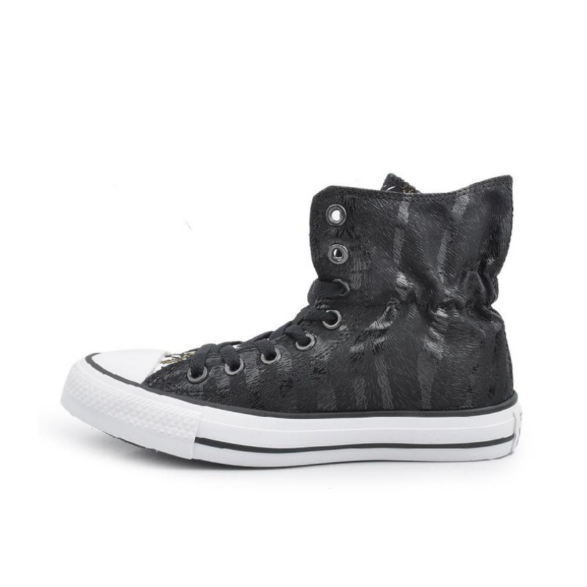 推荐商品：Converse/匡威 Chuck Taylor All Star 帆布鞋 常青款轻便防滑耐磨百搭复古圆头减震贴合高帮 Black 黑色/松紧带
