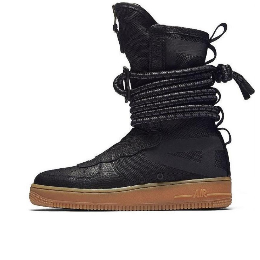 推荐商品：Nike Air Force 1 SF 板鞋 机能缠绕防滑耐磨减震透气复古包裹性 Black Gum 黑胶Hi