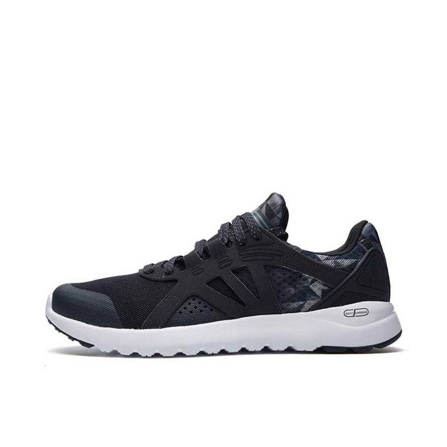 FILA/斐乐 透气网面运动鞋 F12M822409F