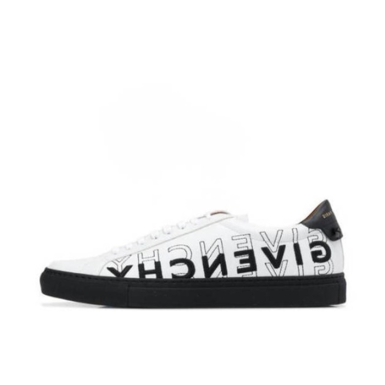 推荐商品：Givenchy Urban Street 舒适百搭 时尚简约 防滑耐磨 轻便透气 牛皮革 圆头 哑光 运动休闲鞋 BH0002H014 白黑LOGO刺绣