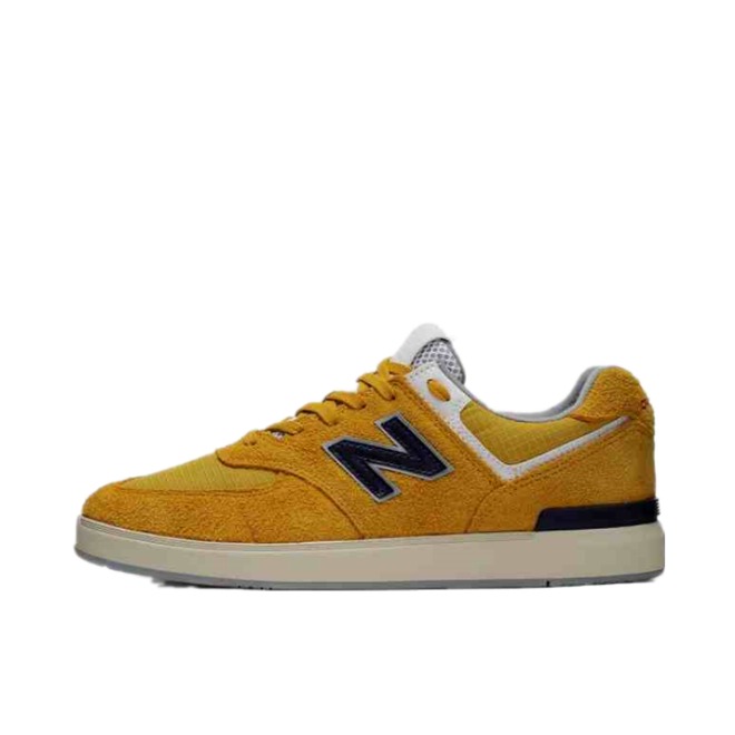 推荐商品：New Balance 574 复古潮流 缓震回弹 舒适透气 防滑 耐磨 休闲鞋 卡其