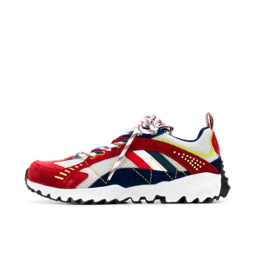 Moncler 复古休闲运动鞋 103790001ABA