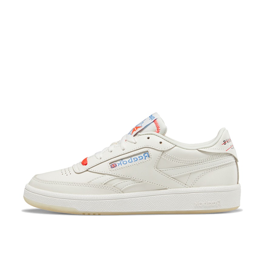 推荐商品：Reebok/锐步 Club C Revenge 合成革 复古简约 透气 防水 德训鞋 板鞋 White 白色/粉白