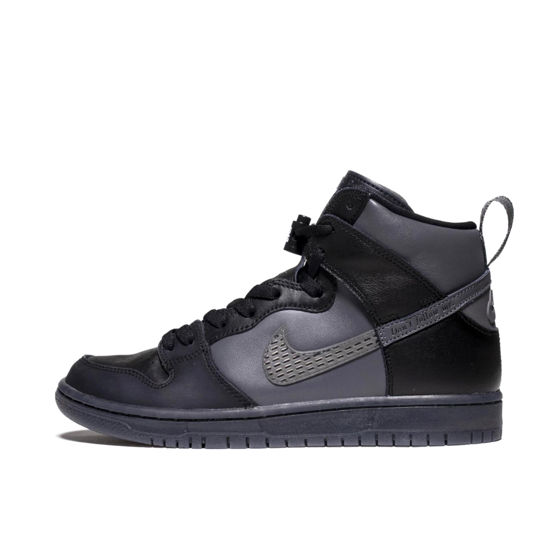 推荐商品：Nike Dunk 板鞋 经典复古百搭 SB/高帮/FPAR联名/黑灰