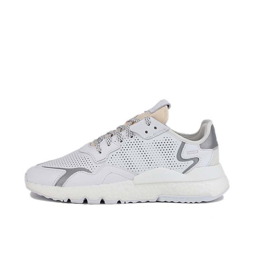 推荐商品：adidas Originals Nite Jogger BOOST 透气 防滑 支撑 中底 复古 运动休闲鞋 White/Grey 白灰/网眼