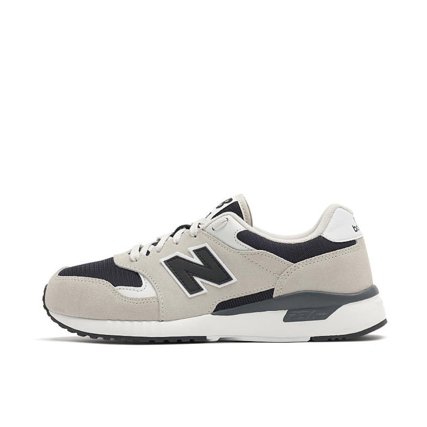推荐商品：New Balance 570 跑鞋 防滑耐磨网面透气复古二层牛皮织物圆头 米白/黑色