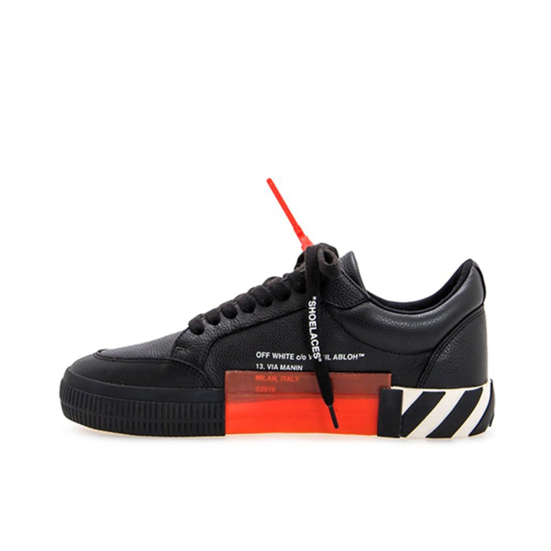推荐商品：Off-White Vulc 时尚潮流 百搭简约 舒适轻便 防滑圆头 休闲鞋 OMIA085E183510010100 黑/橙红