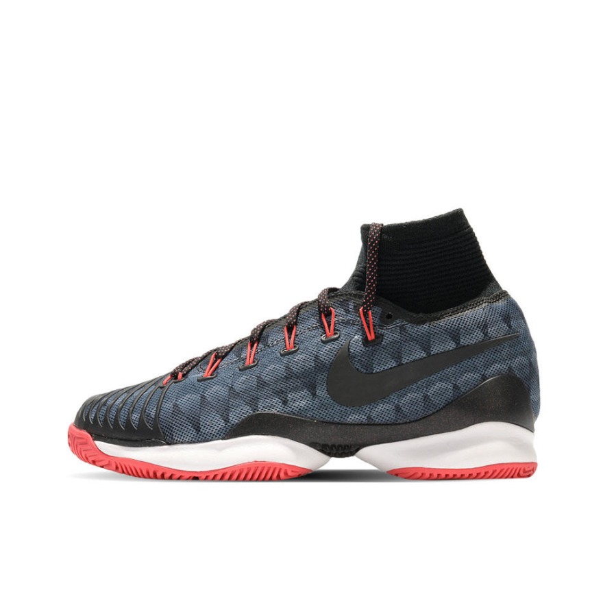 推荐商品：Nike Air Zoom Ultrafly HC QS 防滑耐磨 透气 简约 跑鞋 黑色/红色