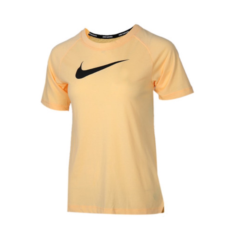 Nike Sportswear 运动休闲圆领短袖T恤 CZ8521