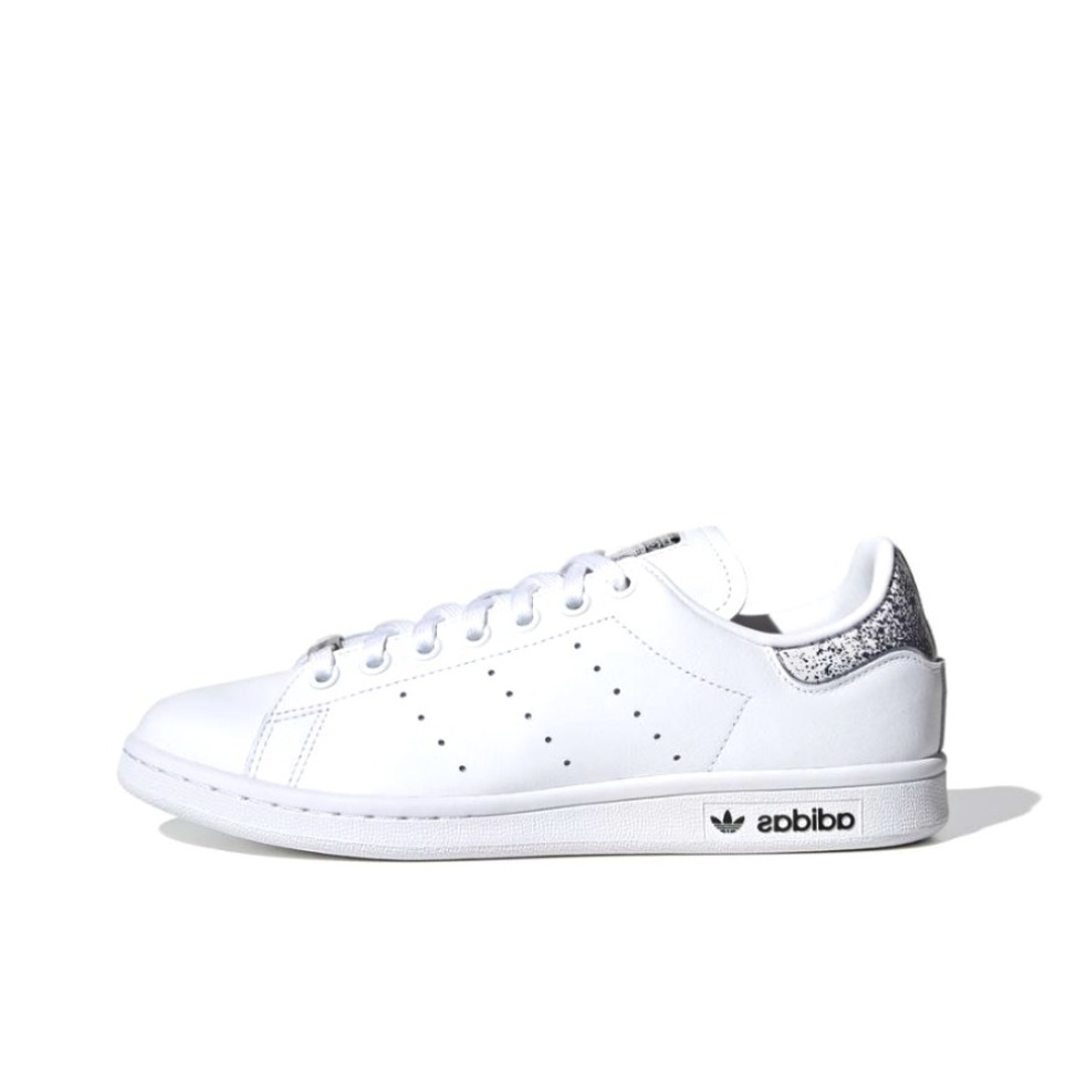 推荐商品：adidas Originals Stan Smith 板鞋 减震透气轻便低帮包裹性 白色/黑色/泼墨