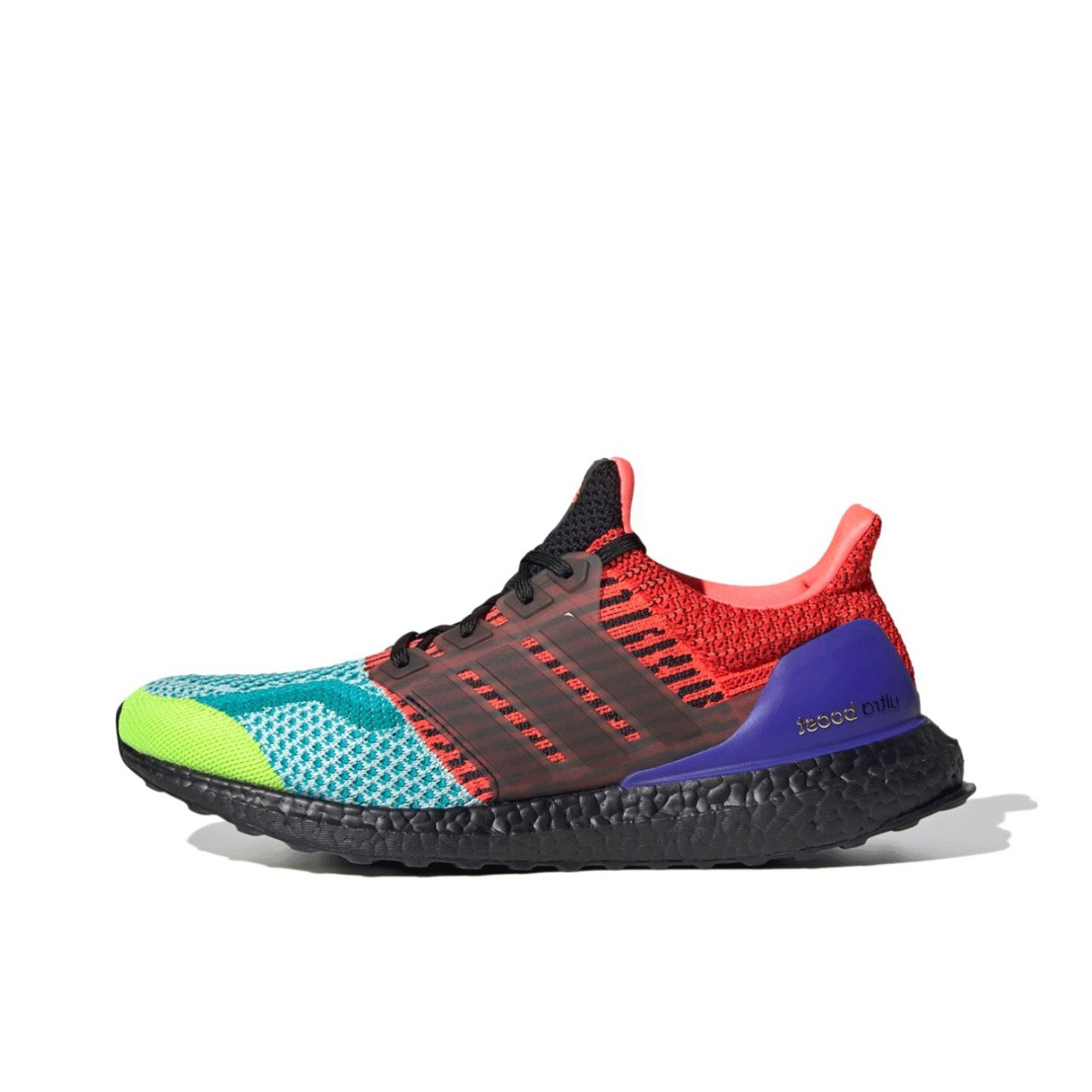 推荐商品：adidas UltraBoost DNA 跑鞋 防滑耐磨轻便透气织物网面缓震合成革支撑抗扭转轻运动回弹 What The 红色/黑色/蓝色/绿色