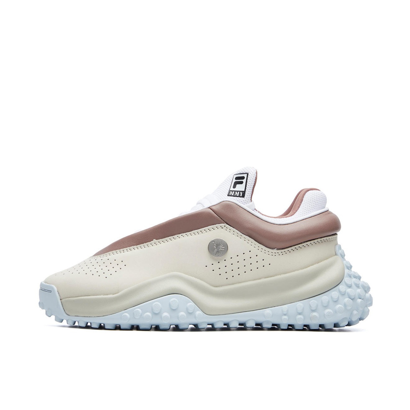 推荐商品：FILA/斐乐 x MIHARA FM-7 织物 潮流 复古 防滑耐磨 舒适透气 合成革 运动休闲鞋 MIHARA YASUHIRO联名/泡沫白/鹿角棕