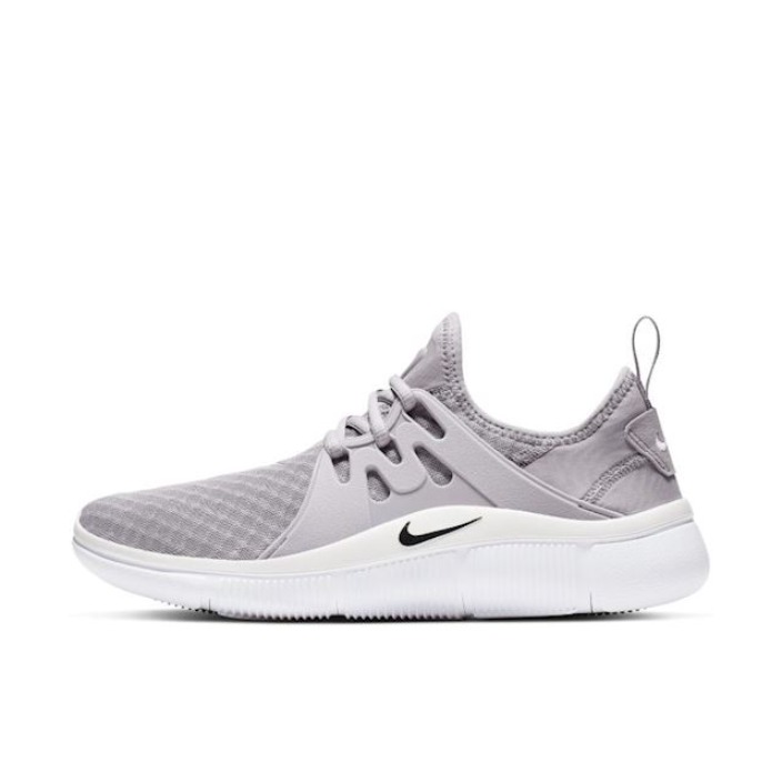 Nike Aclame