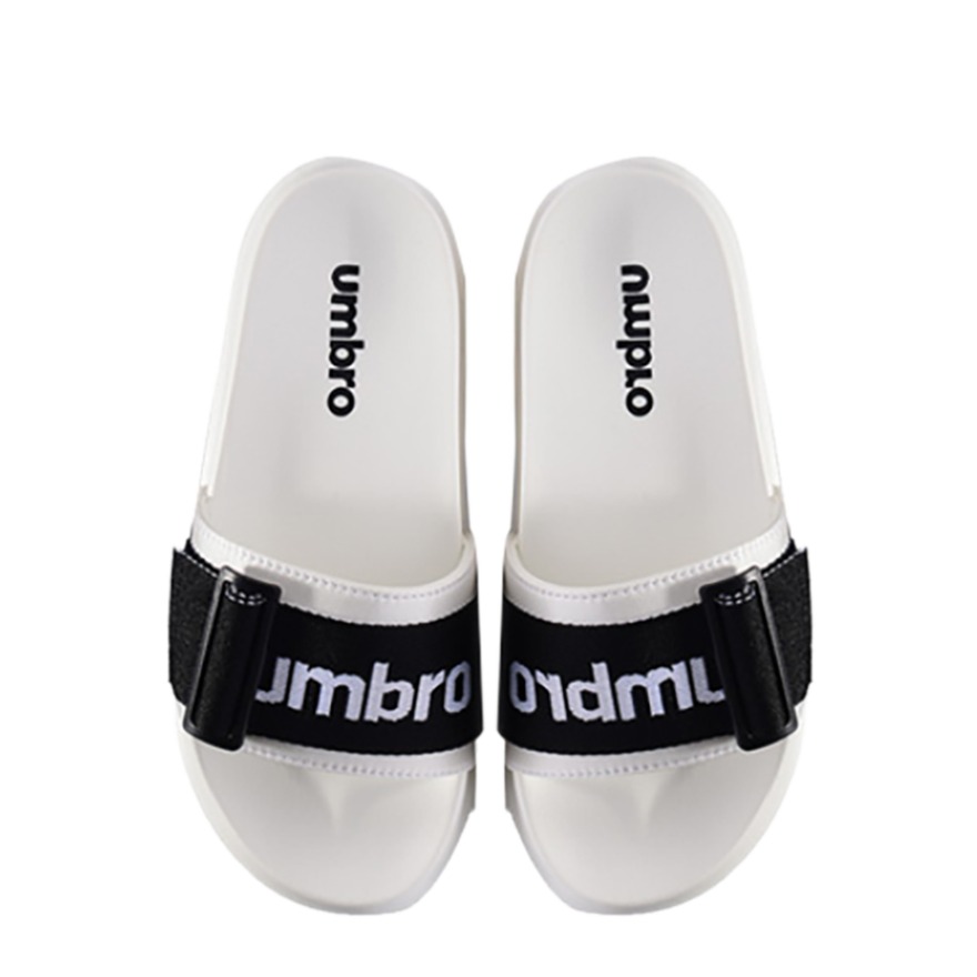 Umbro 运动拖鞋 UI202FT0406