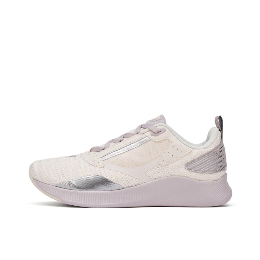 推荐商品：New Balance Beya 防滑耐磨 减震透气 轻便回弹 轻盈支撑 跑步鞋 奶白