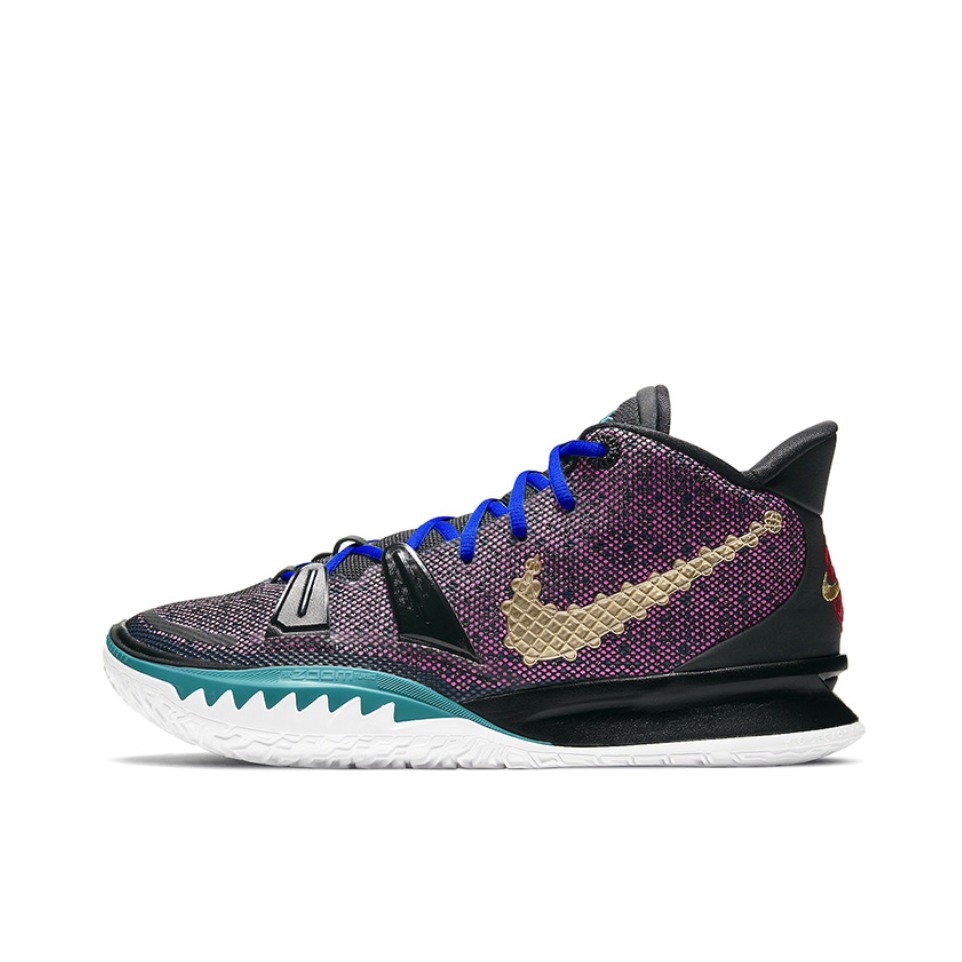 Nike Kyrie 7