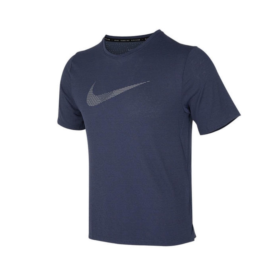 Nike 透气运动圆领短袖T恤 DD4781