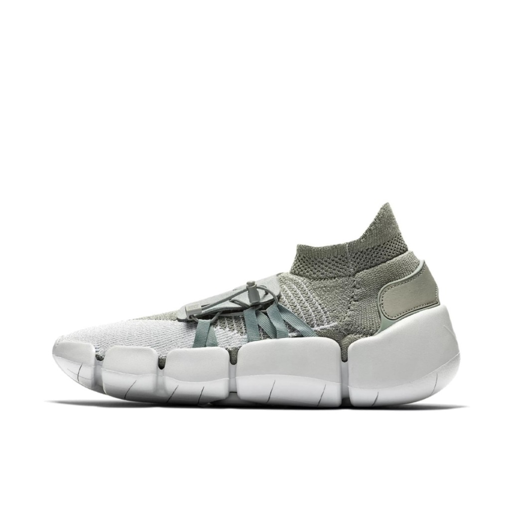 推荐商品：Nike Footscape Flyknit DM 舒适耐磨 减震防滑 透气 潮流 生活 运动休闲鞋 Pure Platinum/Sequoia 白色/绿色
