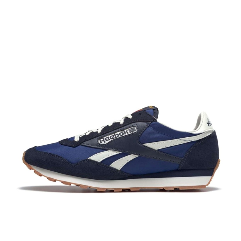 推荐商品：Reebok/锐步 Aztec 2 舒适 耐磨 运动休闲鞋 蓝色