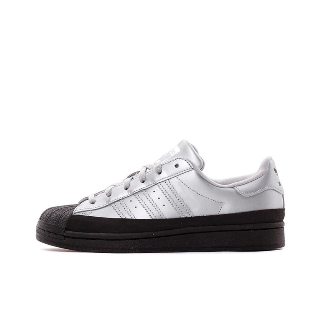 推荐商品：【宋雨琦同款】 adidas Originals Superstar 板鞋 轻便贝壳头薄底舒适百搭耐磨复古 黑色/镭射