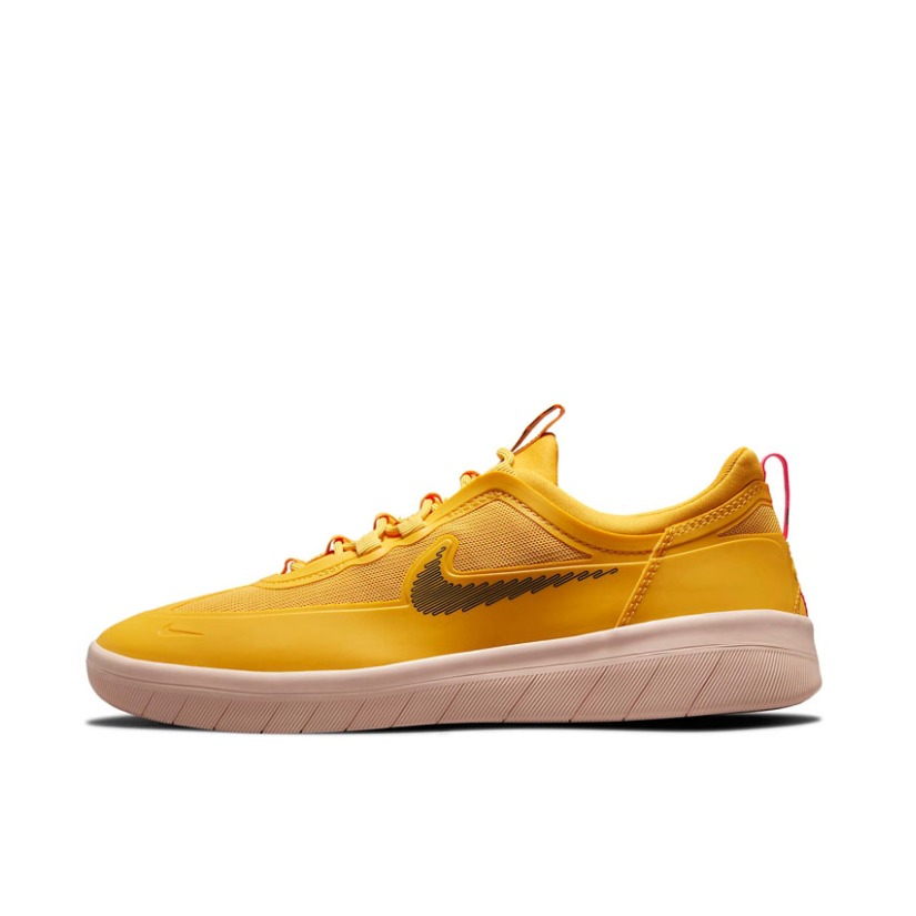 推荐商品：Nike SB Nyjah Free 2 运动休闲鞋 防滑耐磨网眼透气舒适轻便包裹性织物 橘黄