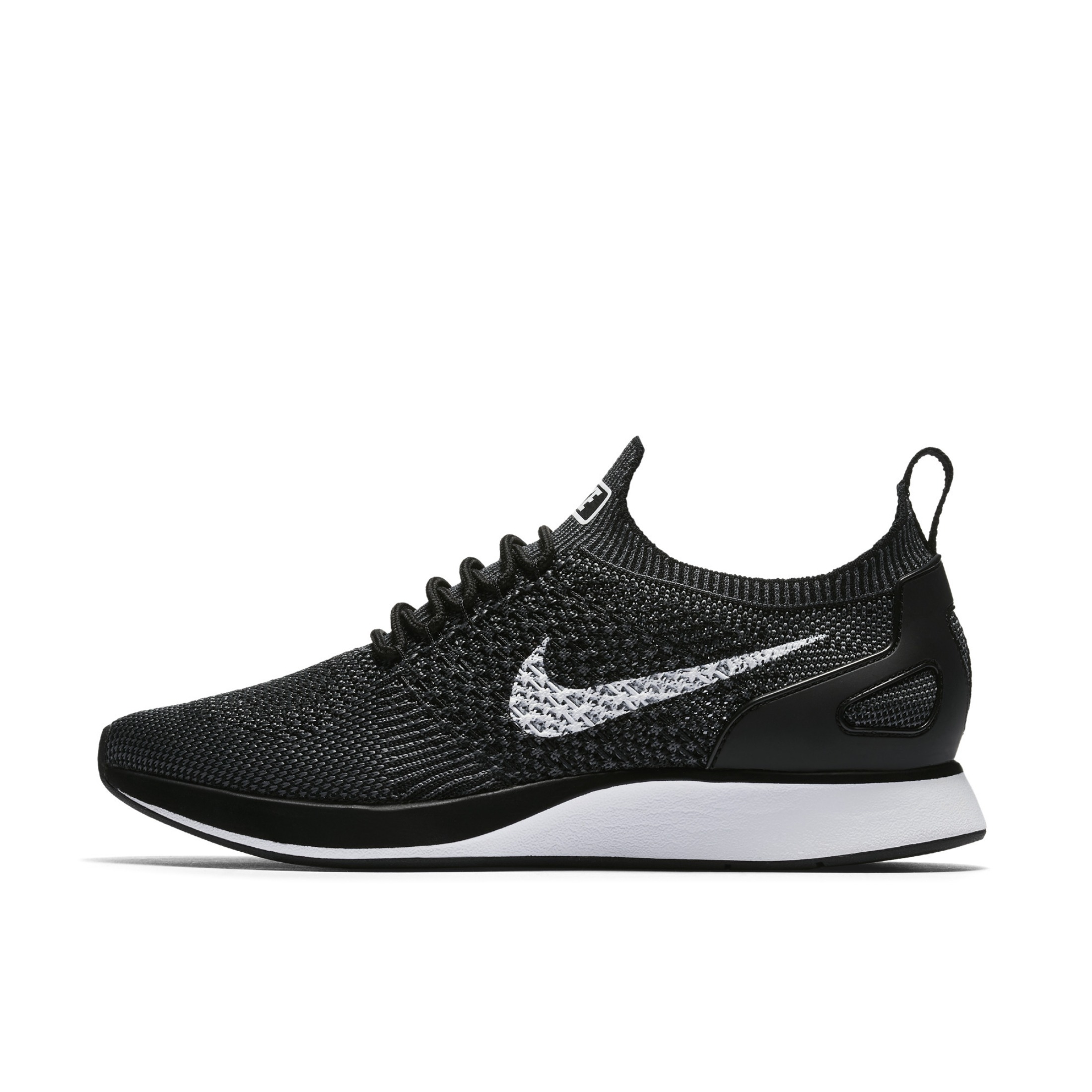推荐商品：Nike Air Zoom Mariah Flyknit Racer 耐磨防滑 舒适透气 轻便减震 低帮 休闲 跑鞋 Black White 黑白