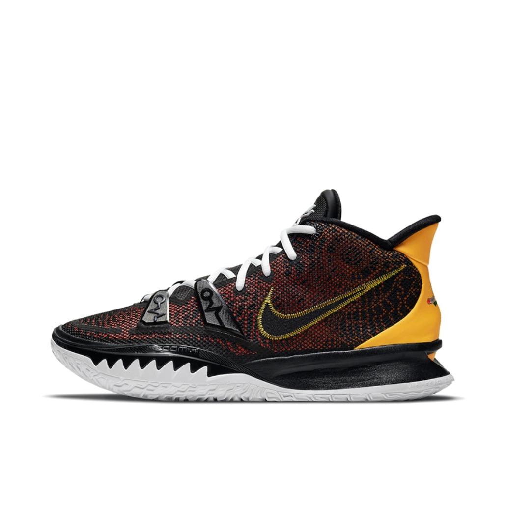 Nike Kyrie 7