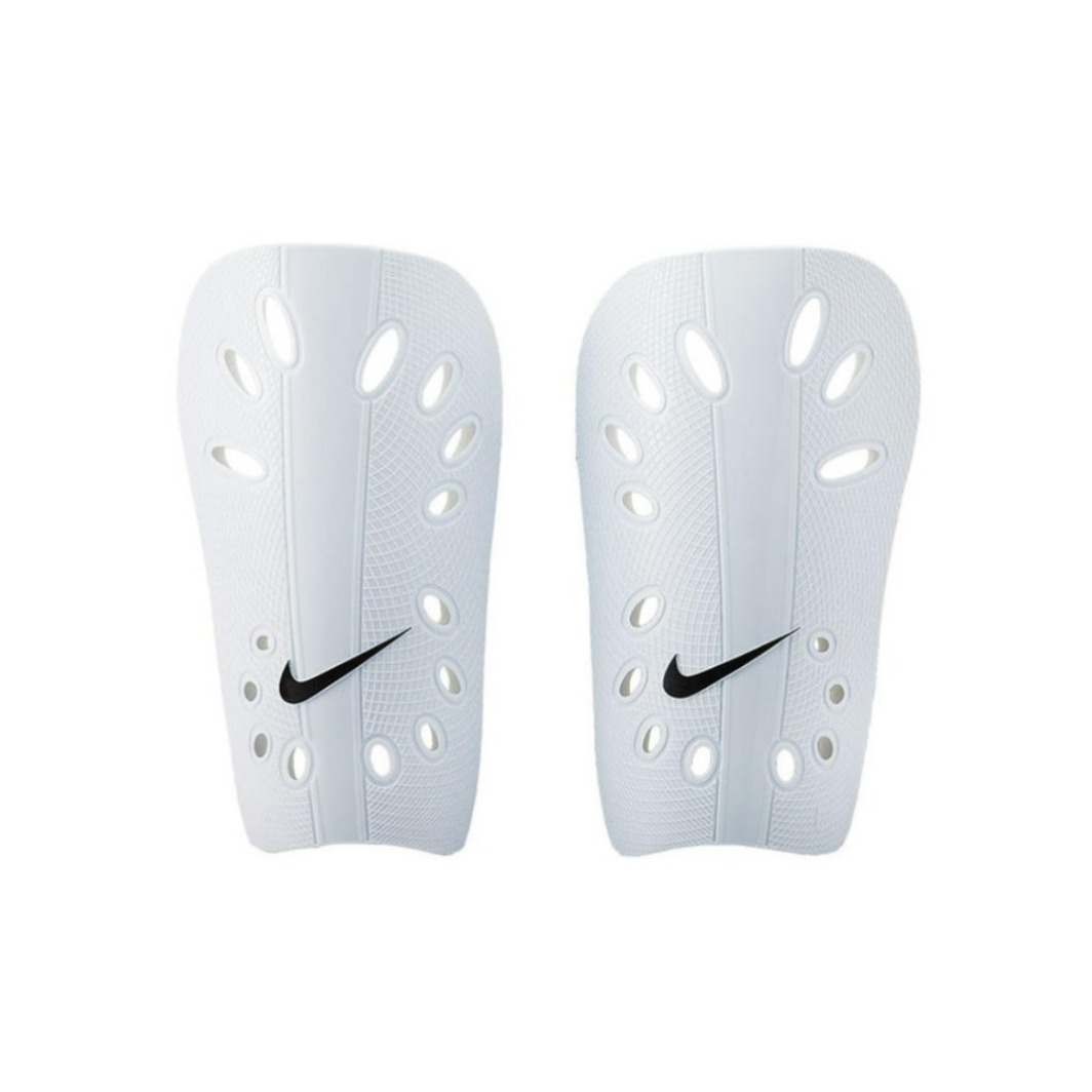 Nike 护腿板 SP0040