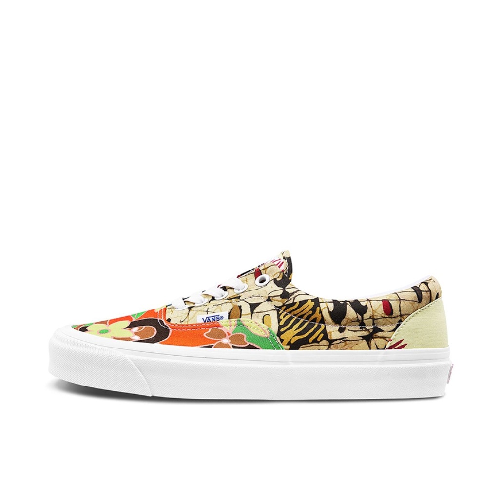 推荐商品：Vans/范斯 Style 95 板鞋 防滑耐磨轻便透气潮流百搭复古 安纳海姆/枫叶印花