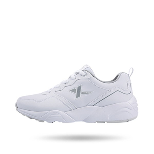 推荐商品：特步 革面 舒适软底 减震透气 轻便耐磨 百搭复古 跑步鞋 882418329760 白色