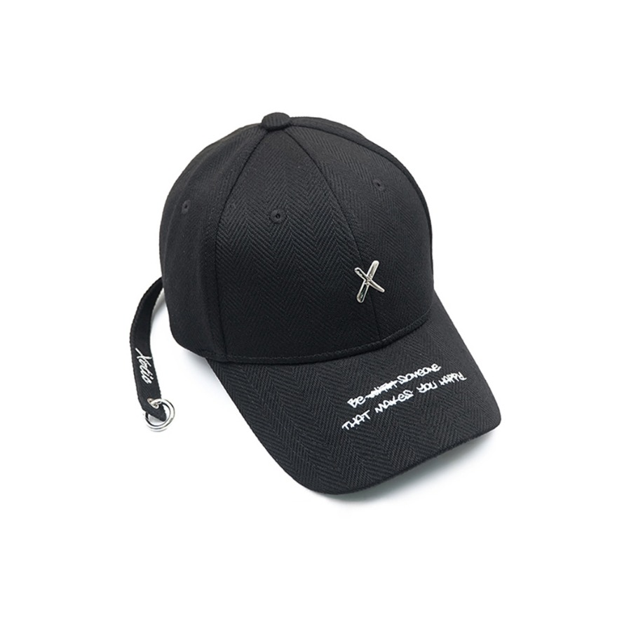 推荐商品：【杨紫同款】Xotic 保暖刺绣棒球帽 XGH164017