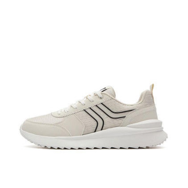 特步 复古休闲 跑鞋 979319320145