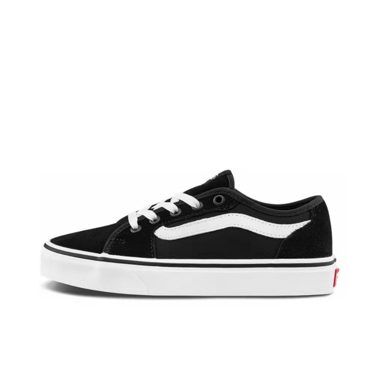 推荐商品：Vans/范斯 Active 防滑耐磨 复古风 运动 硫化鞋 休闲鞋 黑色/白底