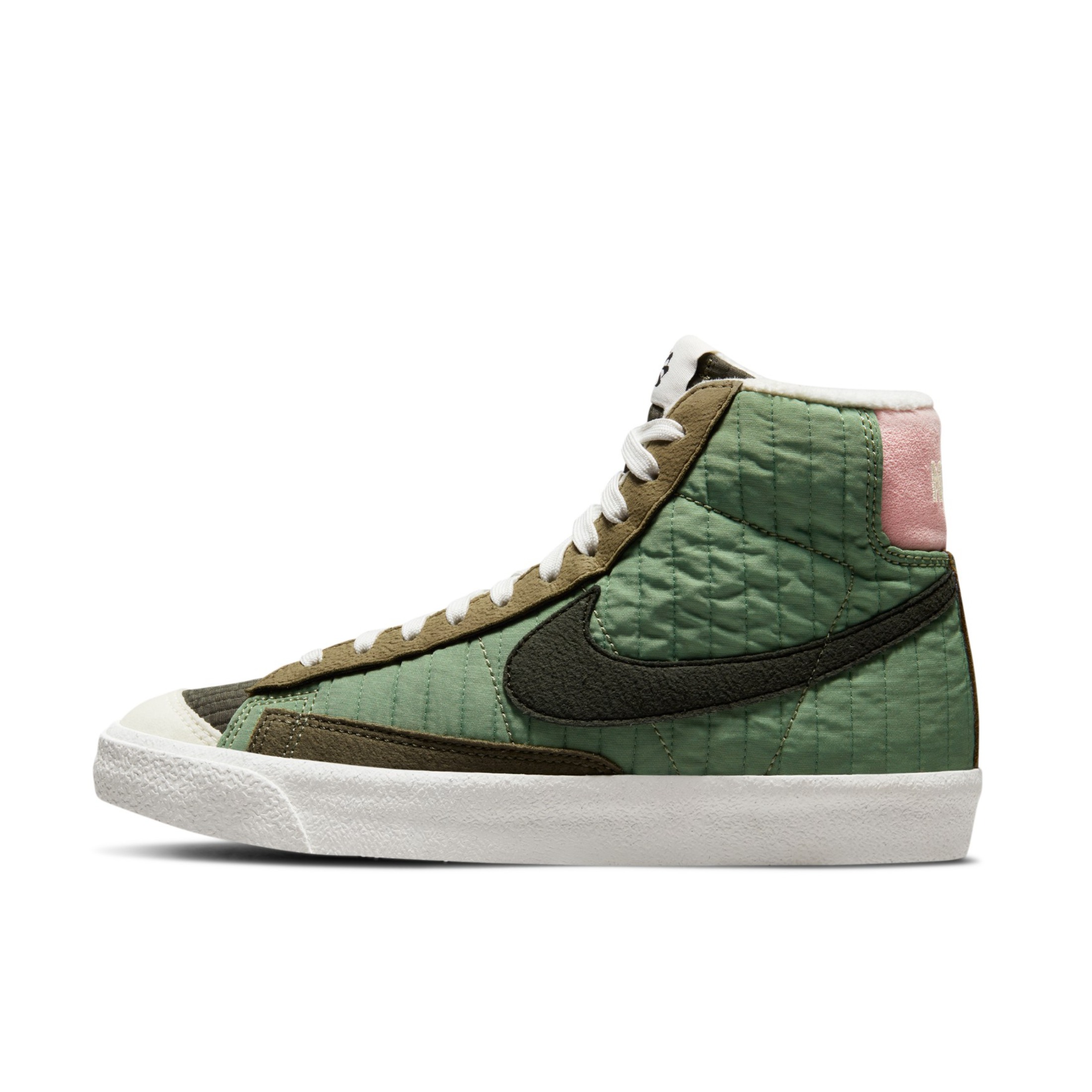 推荐商品：Nike Blazer 板鞋 经典复古防滑舒适百搭 油绿/红杉绿
