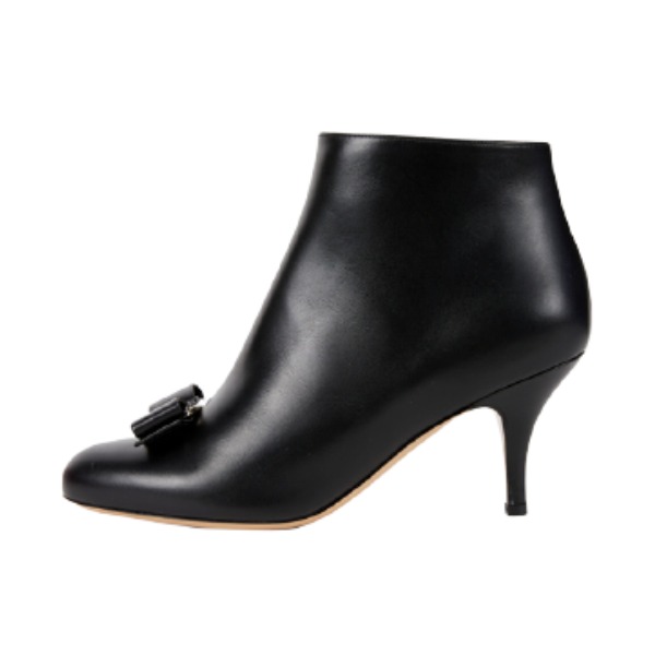 Salvatore Ferragamo 细跟 踝靴 01R370