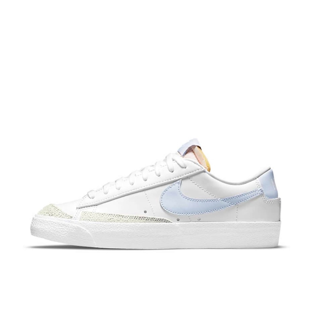 推荐商品：Nike Blazer 板鞋 经典复古防滑舒适百搭 Ghost 低帮/白/蓝