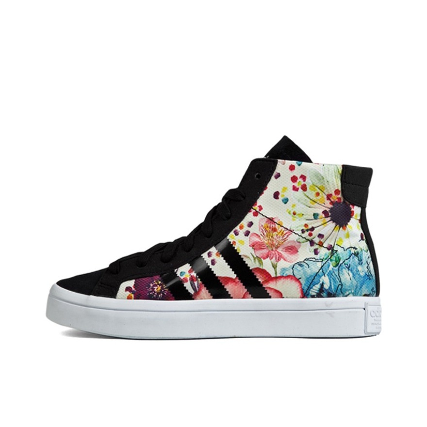 推荐商品：adidas CourtVantage 运动休闲鞋 耐磨防滑舒适透气经典百搭时尚 花色/黑色/白色