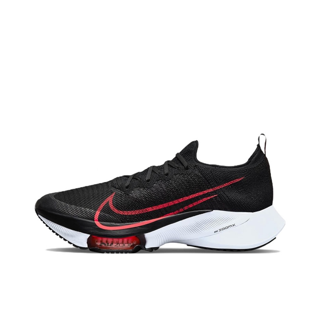 推荐商品：Nike Air Zoom Tempo NEXT% 跑鞋 全掌稳定支撑耐磨透气防滑碳板跑道耐穿 黑色/足球灰/闪电深红
