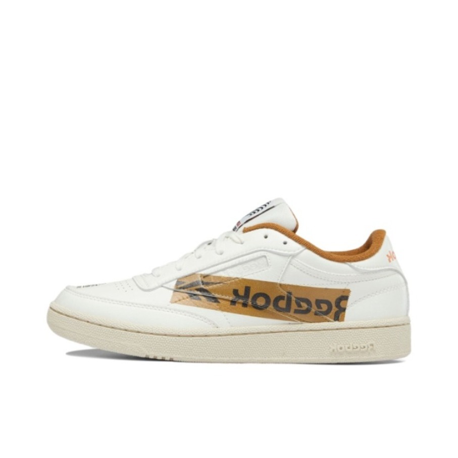 推荐商品：Reebok/锐步 Club C 潮流复古 百搭 舒适轻便 防滑耐磨 运动 T头 板鞋 BlackEyePatch联名/白色/棕色