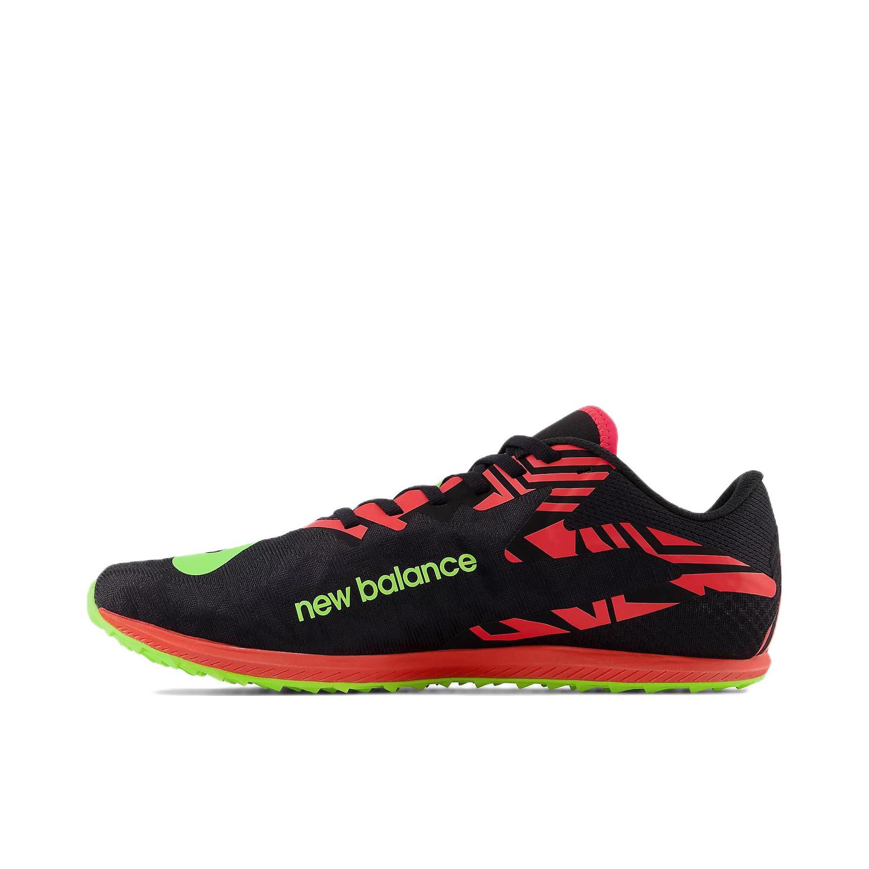 推荐商品：New Balance XC Seven V4 田径小将 防滑耐磨 舒适透气 跑鞋 黑色/荧光绿/红色